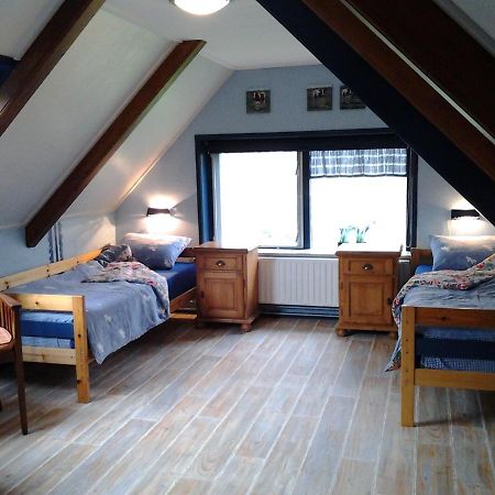 Bed & Breakfast “ Gastvrij Onthaal “ Een-West Zewnętrze zdjęcie