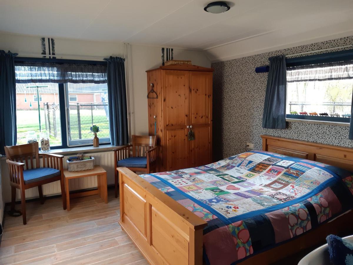 Bed & Breakfast “ Gastvrij Onthaal “ Een-West Zewnętrze zdjęcie