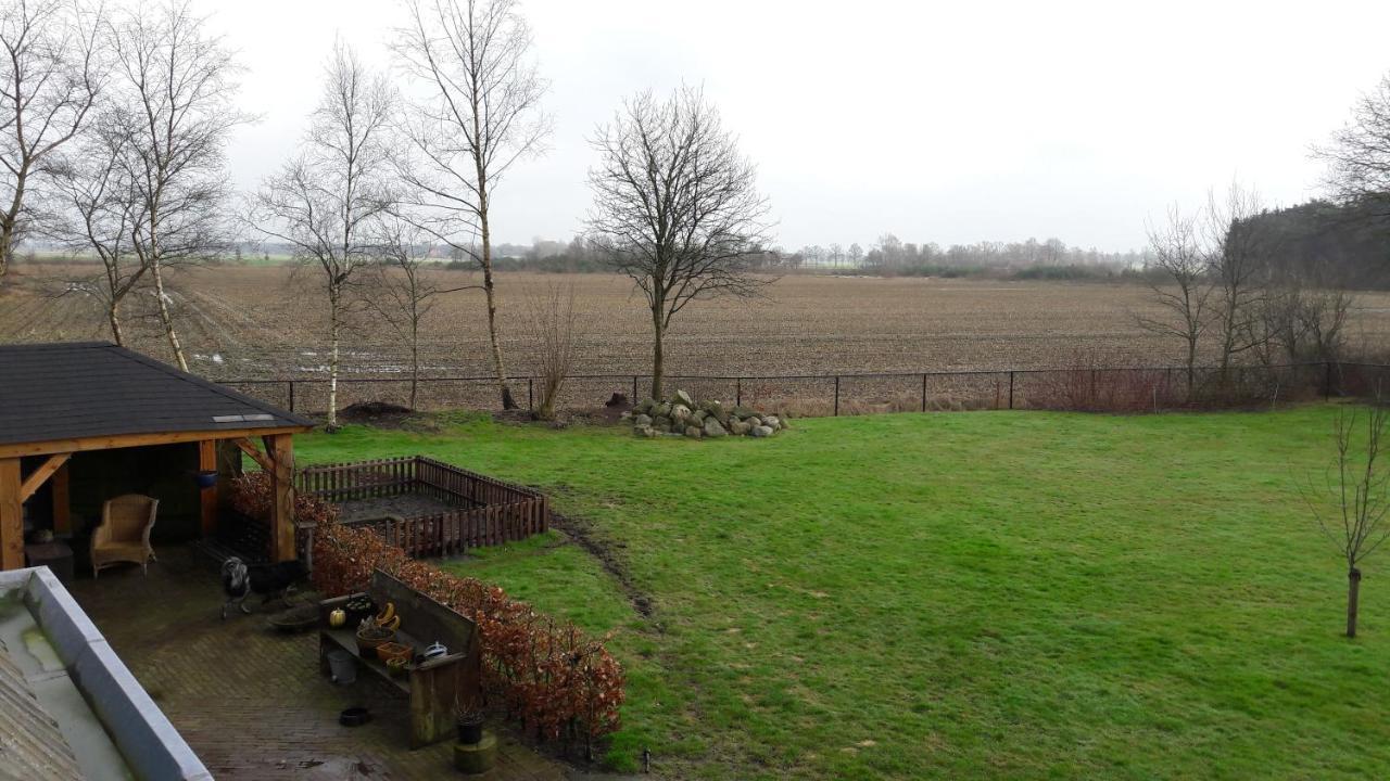Bed & Breakfast “ Gastvrij Onthaal “ Een-West Zewnętrze zdjęcie
